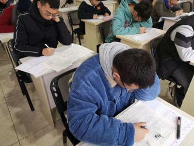 戴氏六年级课程全托培训家教大概花多少钱_成都周末学习班